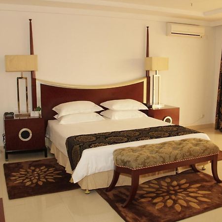 Hotel Victoria Garden Camama Екстер'єр фото