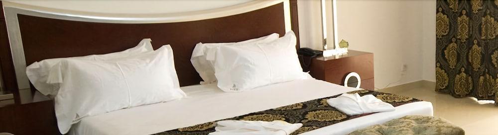 Hotel Victoria Garden Camama Екстер'єр фото