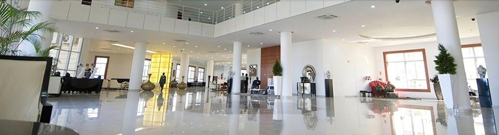 Hotel Victoria Garden Camama Екстер'єр фото
