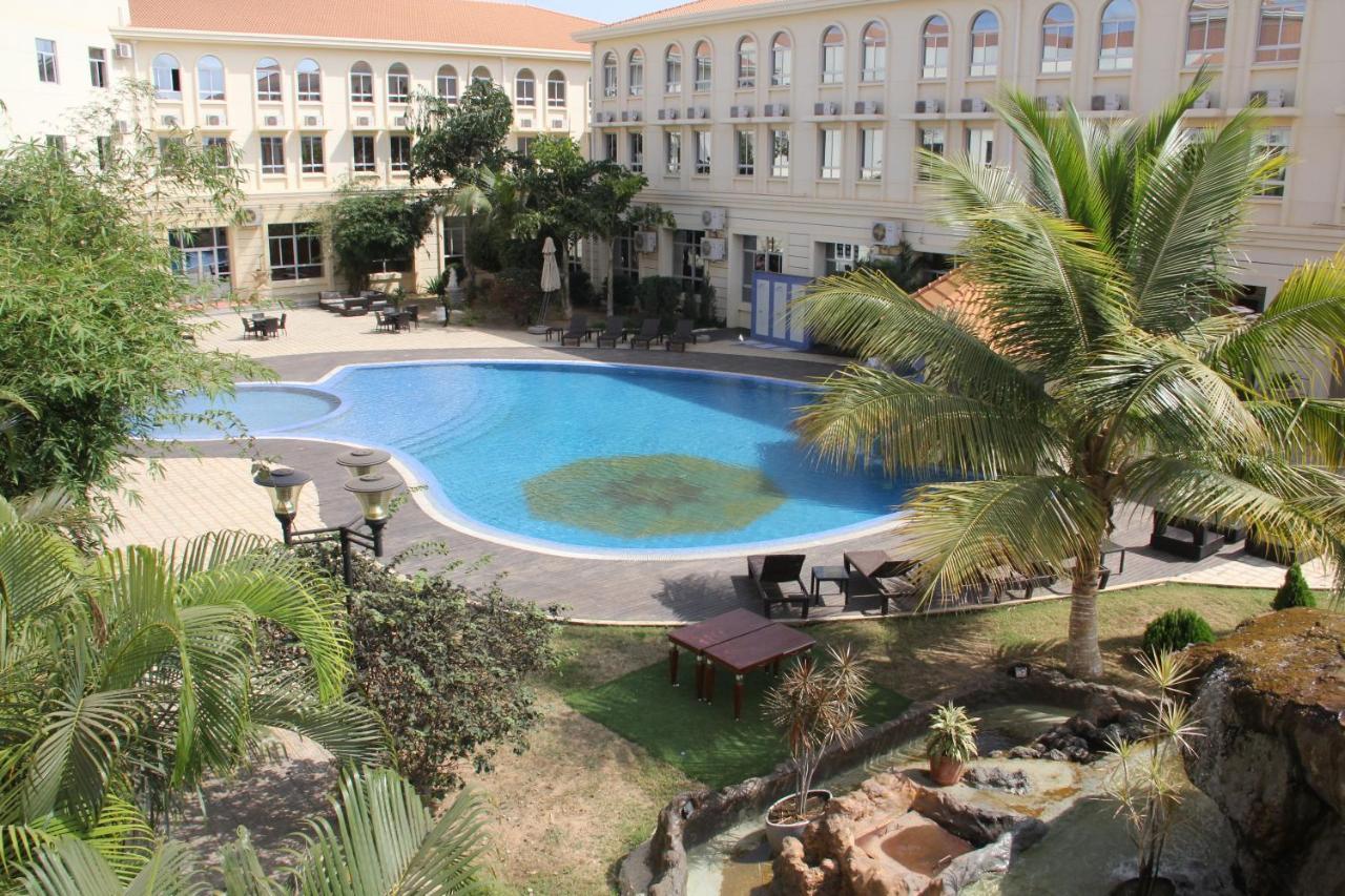 Hotel Victoria Garden Camama Екстер'єр фото