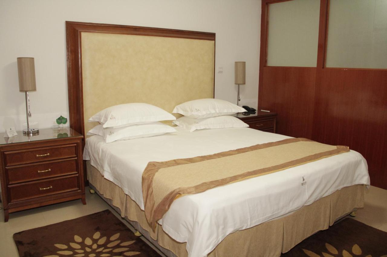Hotel Victoria Garden Camama Номер фото