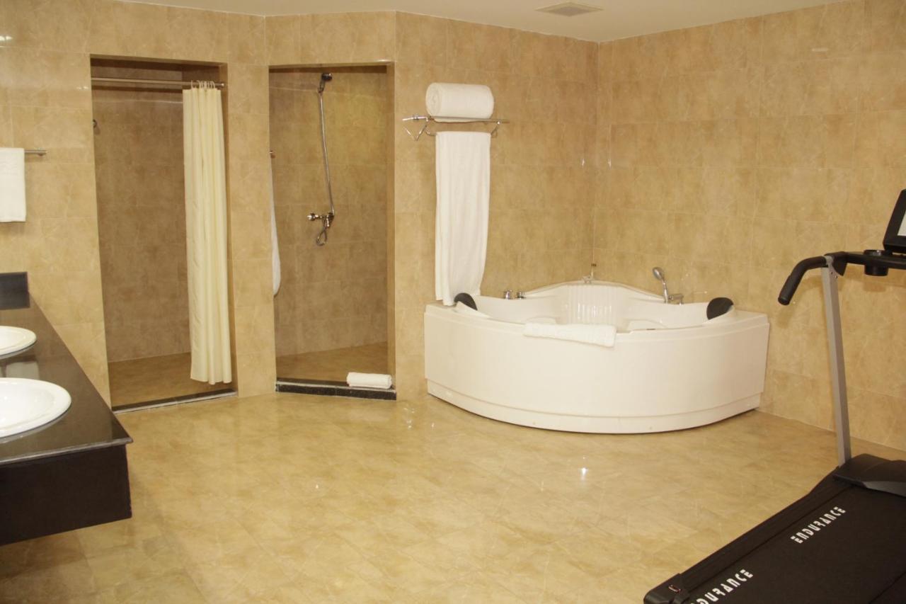 Hotel Victoria Garden Camama Номер фото
