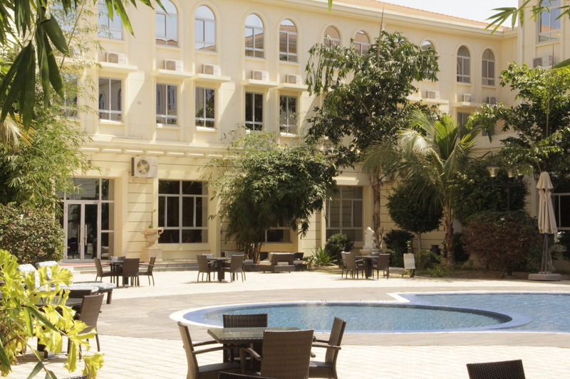 Hotel Victoria Garden Camama Екстер'єр фото