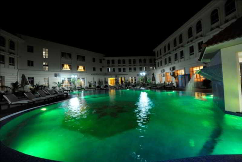 Hotel Victoria Garden Camama Екстер'єр фото